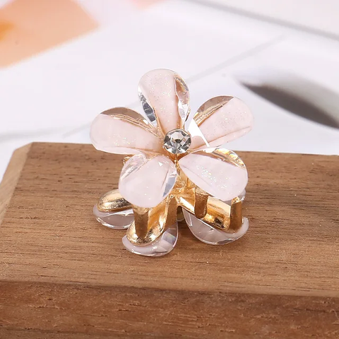 Mini Daisy Baby Pink Hair Clutcher