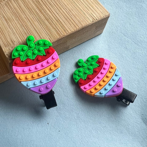High Quality Strawberry Shape Hair Clips 