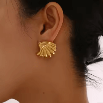 18K Gold Plated Wave Shape Shell Stud Earrings