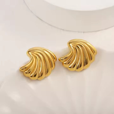 18K Gold Plated Wave Shape Shell Stud Earrings