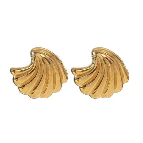 18K Gold Plated Wave Shape Shell Stud Earrings