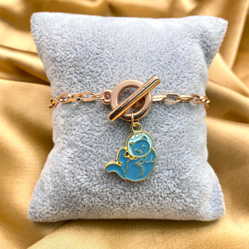 Simple Classic Slim Gold Link Chain Bracelet With Scared Cat Charm
