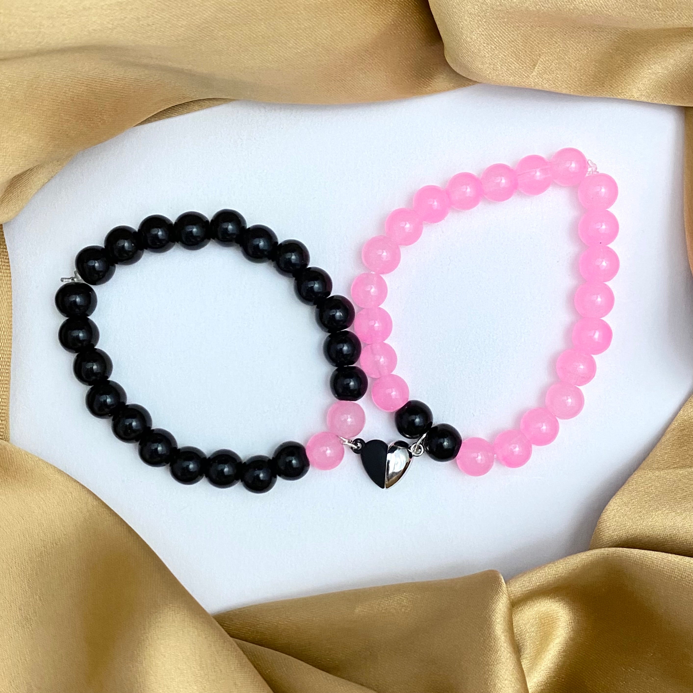 Oralia Adjustable Couple Glass Beads Bracelet With Magnetic Heart