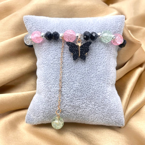 Stretchable Cute Black Glitter Butterfly Charm Glass Beads Bracelet Perfect For Dailywear