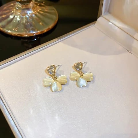 korean earrings, korean drama earrings, korean style earrings, korean drop earrings, kdrama earrings, korean fashion earrings, korean pearl earrings