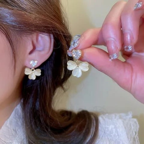 korean earrings, korean drama earrings, korean style earrings, korean drop earrings, kdrama earrings, korean fashion earrings, korean pearl earrings