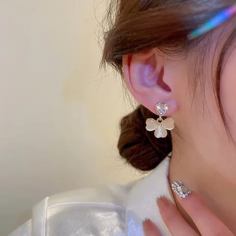 korean earrings, korean drama earrings, korean style earrings, korean drop earrings, kdrama earrings, korean fashion earrings, korean pearl earrings